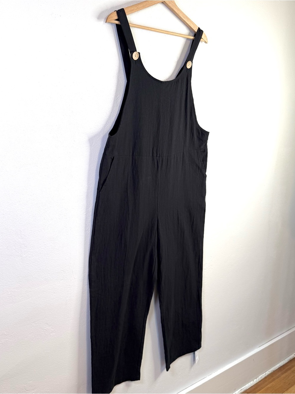 Cupshe Women's Raven Tapered Pinafore Jumpsuit Overalls in Black Size Medium - Picture 7 of 16